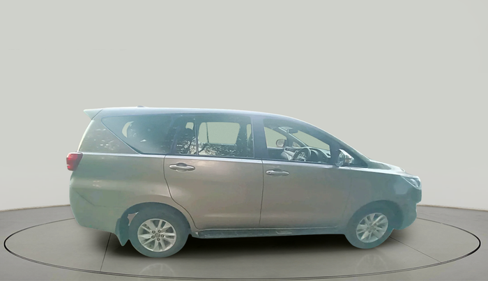 2017 Toyota Innova Crysta 2.4 GX 8 STR, Diesel, Manual, 1,67,706 km, exterior