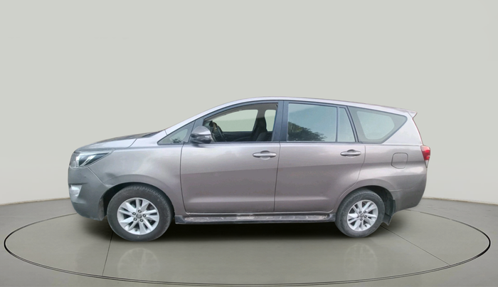 2017 Toyota Innova Crysta 2.4 GX 8 STR, Diesel, Manual, 1,67,706 km, exterior