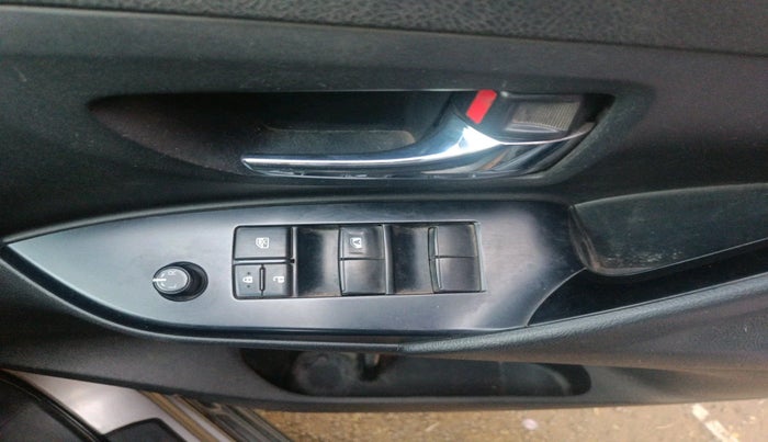 2017 Toyota Innova Crysta 2.4 GX 8 STR, Diesel, Manual, 1,67,706 km, interior