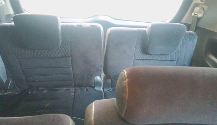 2017 Toyota Innova Crysta 2.4 GX 8 STR, Diesel, Manual, 1,67,706 km, interior