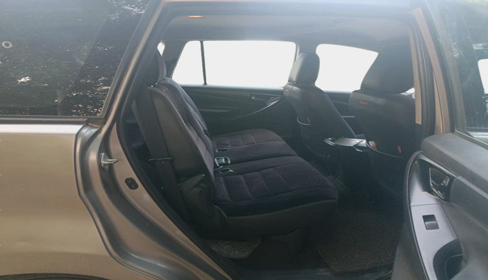 2017 Toyota Innova Crysta 2.4 GX 8 STR, Diesel, Manual, 1,67,706 km, interior