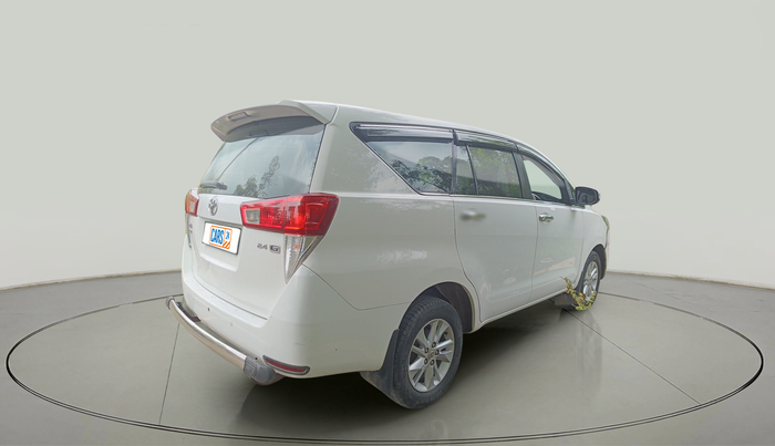 2017 Toyota Innova Crysta 2.4 GX 8 STR, Diesel, Manual, 2,51,260 km, exterior