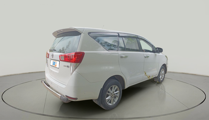 2017 Toyota Innova Crysta 2.4 GX 8 STR, Diesel, Manual, 2,51,260 km, exterior