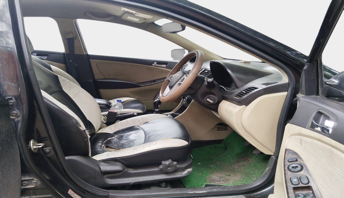 2012 Hyundai Verna FLUIDIC 1.6 CRDI SX, Diesel, Manual, 1,97,233 km, interior