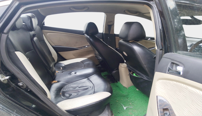 2012 Hyundai Verna FLUIDIC 1.6 CRDI SX, Diesel, Manual, 1,97,233 km, interior