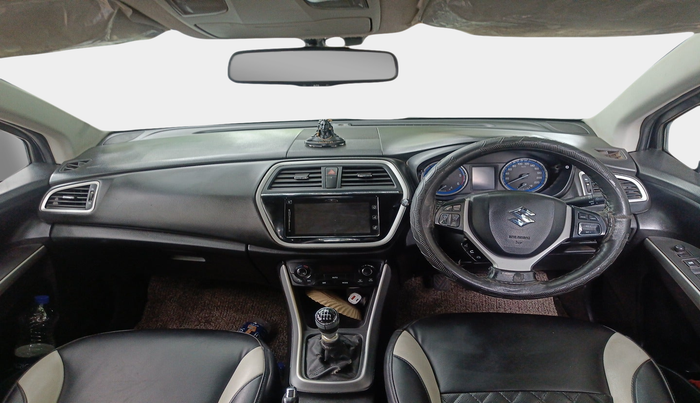 2015 Maruti S Cross ALPHA 1.6, Diesel, Manual, 92,962 km, interior