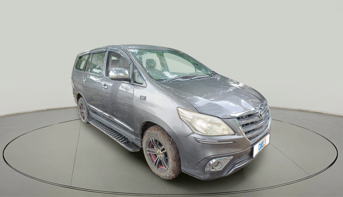 2013 Toyota Innova 2.5 GX 7 STR, Diesel, Manual, 1,97,430 km, exterior