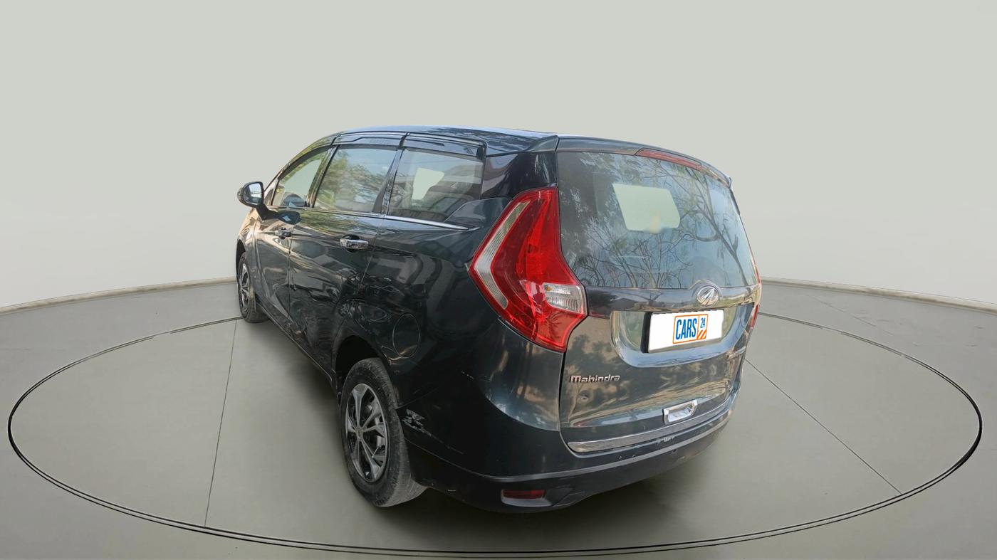 2018 Mahindra MARAZZO M2 8 STR, Diesel, Manual, 2,62,908 km, exterior