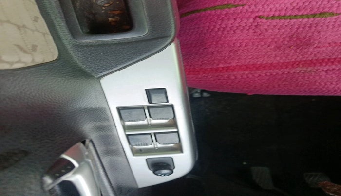 2016 Maruti Wagon R 1.0 VXI, Petrol, Manual, 1,60,009 km, interior