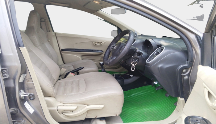 2014 Honda Mobilio 1.5L I-DTEC S, Diesel, Manual, 1,67,724 km, interior