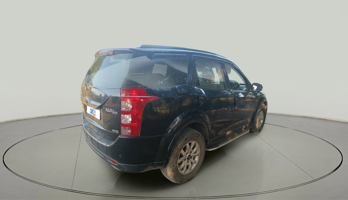 2015 Mahindra XUV500 W10, Diesel, Manual, 1,25,784 km, exterior