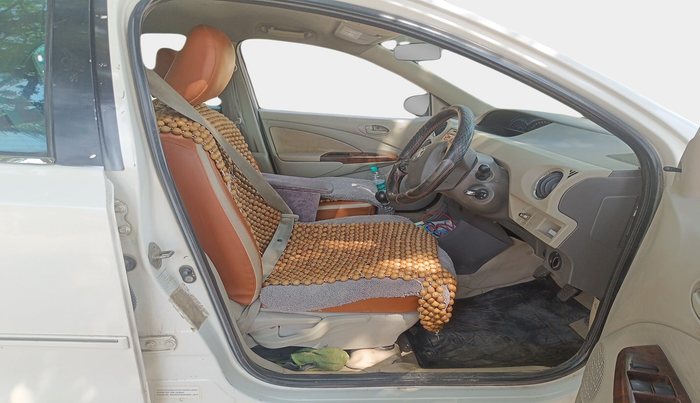 2014 Toyota Etios VD, Diesel, Manual, 1,93,319 km, interior