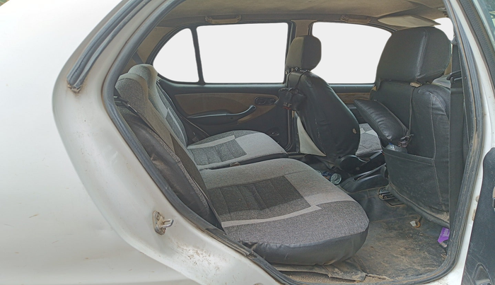 2014 Tata Indica EV2 LX, Diesel, Manual, 2,22,662 km, interior