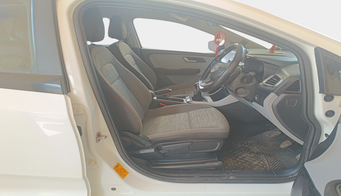 2020 Tata ALTROZ XZ PETROL, Petrol, Manual, 69,104 km, interior