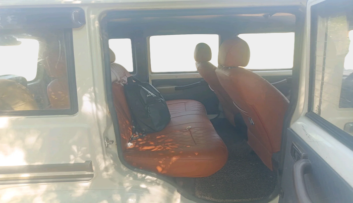 2013 Mahindra Bolero ZLX BS-III, Diesel, Manual, 3,15,791 km, interior