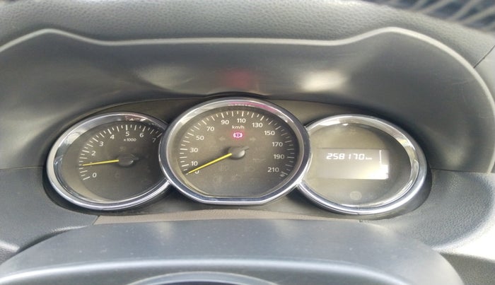 2016 Renault Duster 110 PS RXZ DIESEL, Diesel, Manual, 2,58,170 km, interior