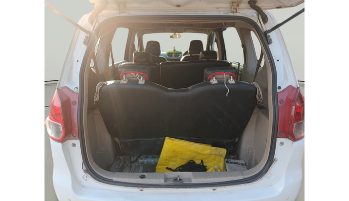 2015 Maruti Ertiga ZDI, Diesel, Manual, 2,73,701 km, exterior