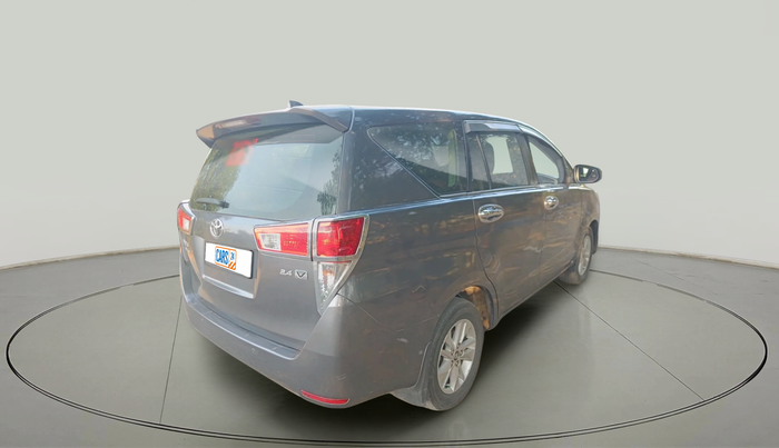 2016 Toyota Innova Crysta 2.4 VX 8 STR, Diesel, Manual, 1,81,910 km, exterior