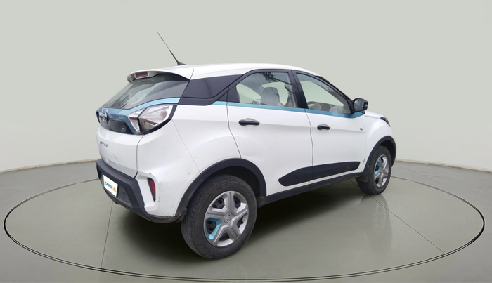2022 Tata NEXON EV XM, Electric, Automatic, 64,237 km, exterior