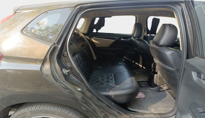 2015 Honda Jazz 1.5L I-DTEC V, Diesel, Manual, 2,01,484 km, interior