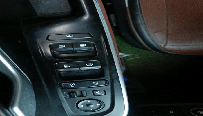 2021 Hyundai ALCAZAR PLATINUM 1.5 MT 7STR, Diesel, Manual, 2,35,623 km, interior