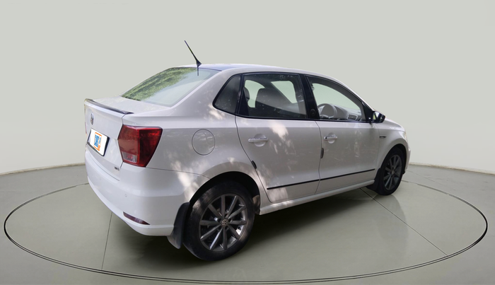 2018 Volkswagen Ameo HIGHLINE PLUS 1.5L AT 16 ALLOY, Diesel, Automatic, 1,33,462 km, exterior