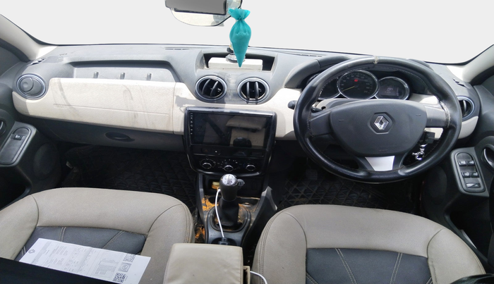 2015 Renault Duster 85 PS RXL DIESEL, Diesel, Manual, 79,835 km, interior