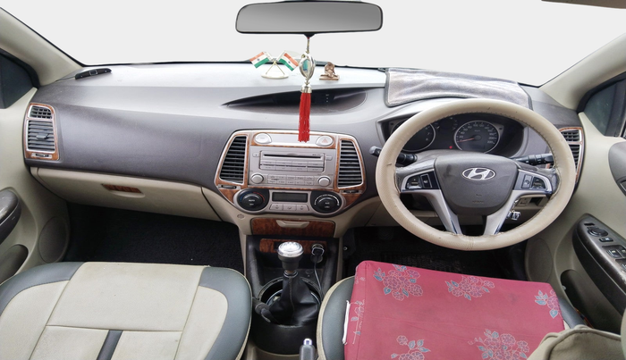 2011 Hyundai i20 SPORTZ 1.2, Petrol, Manual, 1,35,751 km, interior