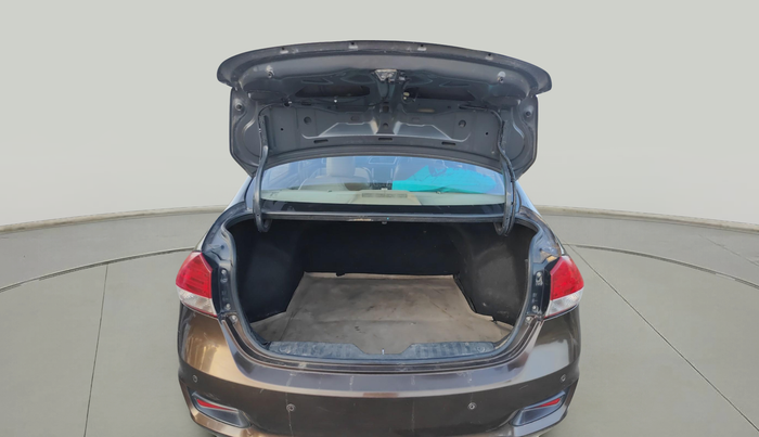 2015 Maruti Ciaz ZDI+ SHVS, Diesel, Manual, 2,11,359 km, exterior