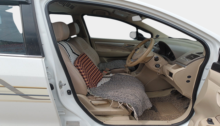 2015 Maruti Ertiga VDI, Diesel, Manual, 1,58,636 km, interior