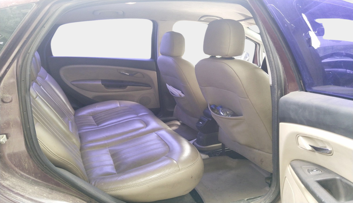 2012 Fiat Linea EMOTION 1.3, Diesel, Manual, 1,23,456 km, interior