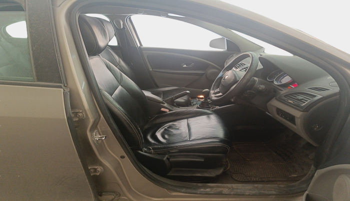 2011 Renault Fluence 1.5 E2, Diesel, Manual, 1,13,947 km, interior