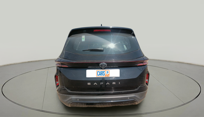 2024 Tata Safari ACCOMPLISHED PLUS 6 STR DARK EDITION, Diesel, Manual, 43,415 km, exterior