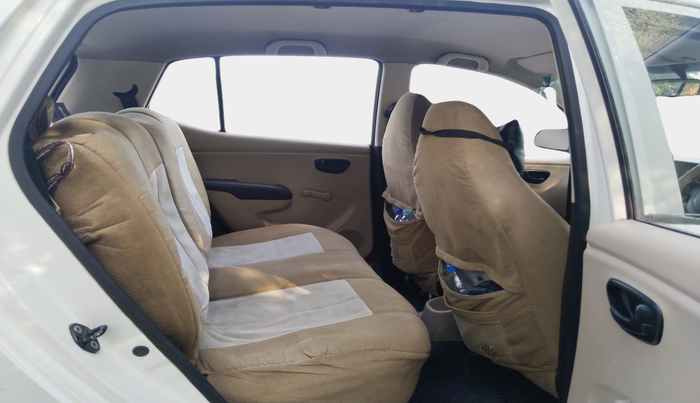 2010 Hyundai i10 ERA 1.1, Petrol, Manual, 1,67,238 km, interior