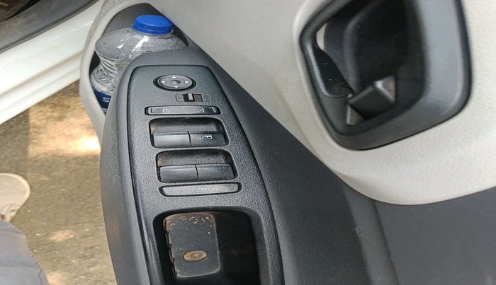 2022 Hyundai AURA S 1.2 CNG, Petrol, Manual, 72,343 km, interior