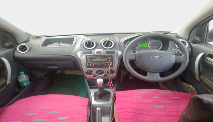 2014 Ford Fiesta TREND DIESEL, Diesel, Manual, 1,57,930 km, interior