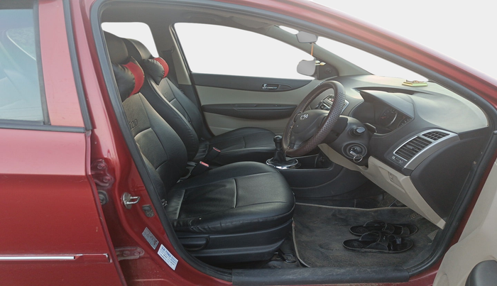 2012 Hyundai i20 MAGNA 1.2, Petrol, Manual, 96,668 km, interior