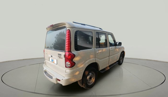 2013 Mahindra Scorpio EX M2DI, Diesel, Manual, 3,85,407 km, exterior