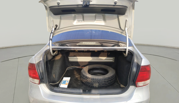 2012 Volkswagen Vento TRENDLINE DIESEL 1.6, Diesel, Manual, 1,07,960 km, exterior