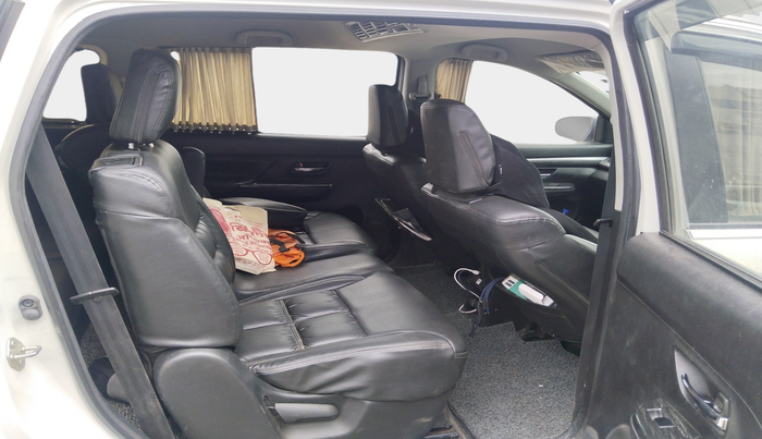 2022 Maruti XL6 ALPHA MT, Petrol, Manual, 1,09,285 km, interior