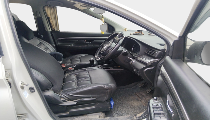 2022 Maruti XL6 ALPHA MT, Petrol, Manual, 1,09,285 km, interior