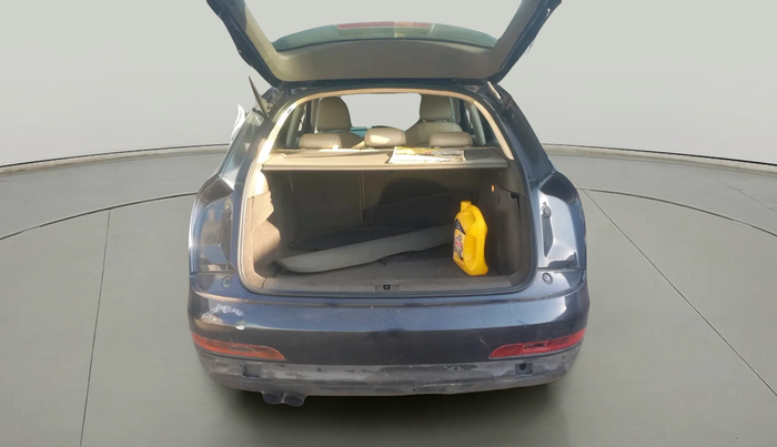 2013 Audi Q3 2.0 TDI, Diesel, Automatic, 95,996 km, exterior