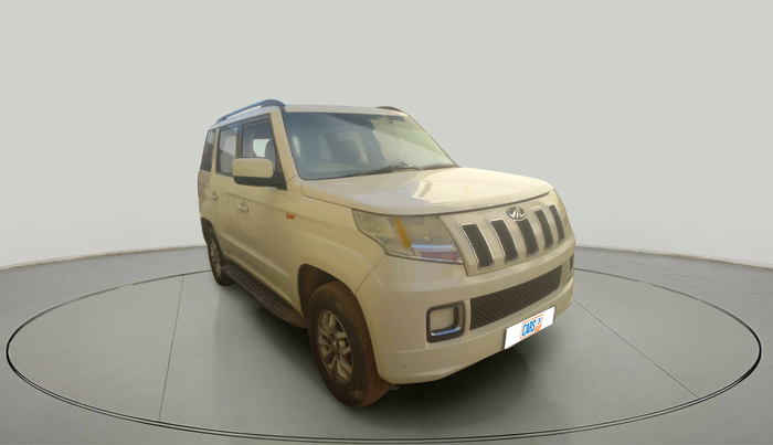 2018 Mahindra TUV300 T8, Diesel, Manual, 1,07,554 km, exterior