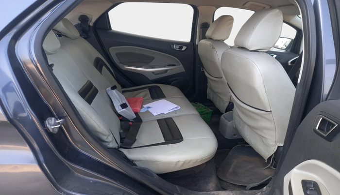 2014 Ford Ecosport TITANIUM 1.5L DIESEL, Diesel, Manual, 1,10,720 km, interior