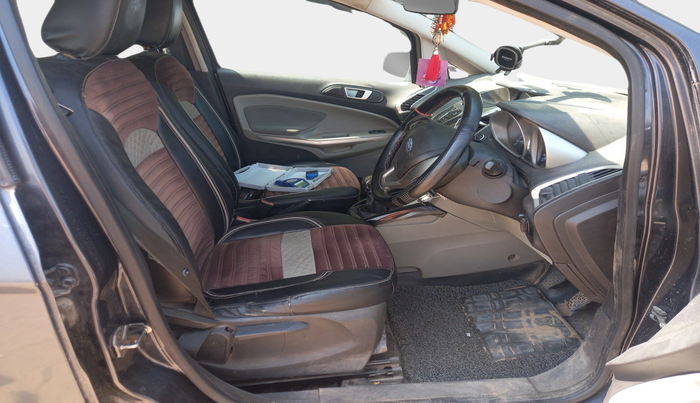 2013 Ford Ecosport TITANIUM 1.5L DIESEL, Diesel, Manual, 1,17,864 km, interior