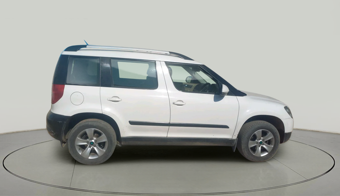 2013 Skoda Yeti AMBITION 2.0 TDI CR 4X2, Diesel, Manual, 73,307 km, exterior
