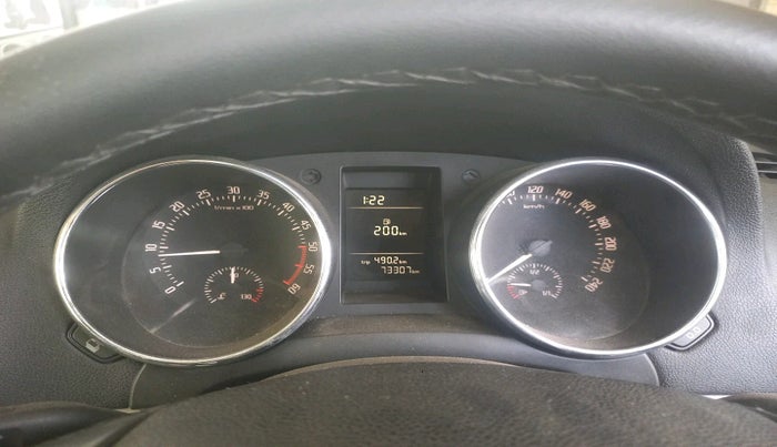 2013 Skoda Yeti AMBITION 2.0 TDI CR 4X2, Diesel, Manual, 73,307 km, interior