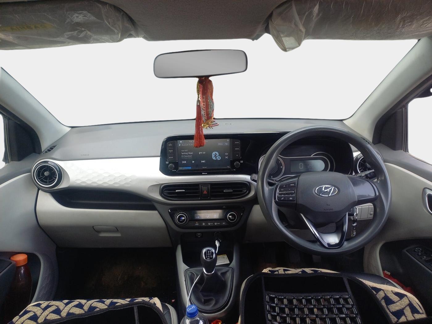 2020 Hyundai GRAND I10 NIOS SPORTZ 1.2 KAPPA VTVT, Petrol, Manual, 1,25,000 km, interior