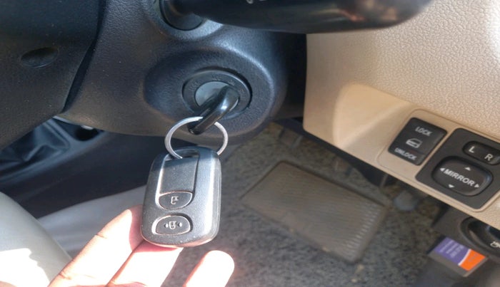 2018 Toyota Etios VD PLATINUM, Diesel, Manual, 1,19,548 km, interior