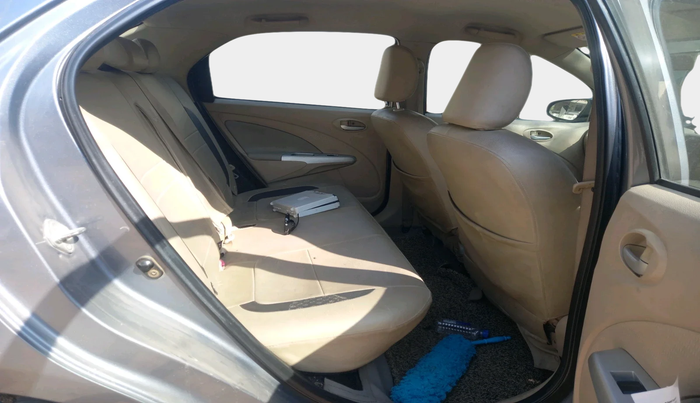 2018 Toyota Etios VD PLATINUM, Diesel, Manual, 1,19,548 km, interior